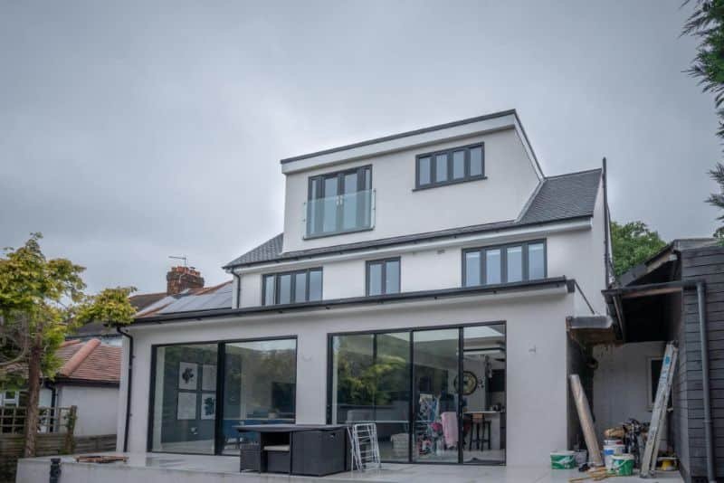 23-7R304499-LMB_Group-Video_Evolution-scaled-1